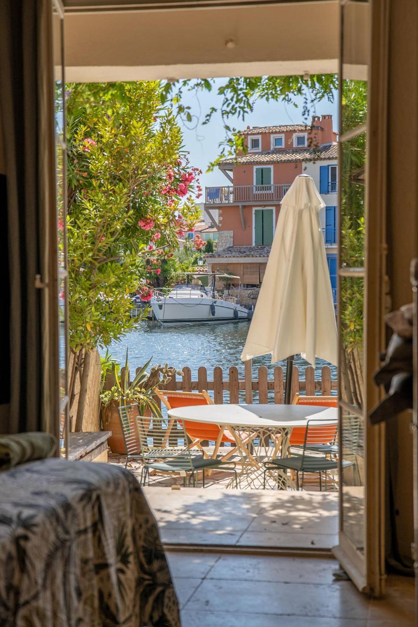 Appartement Amour Terrasse Sur L'Eau Grimaud Esterno foto