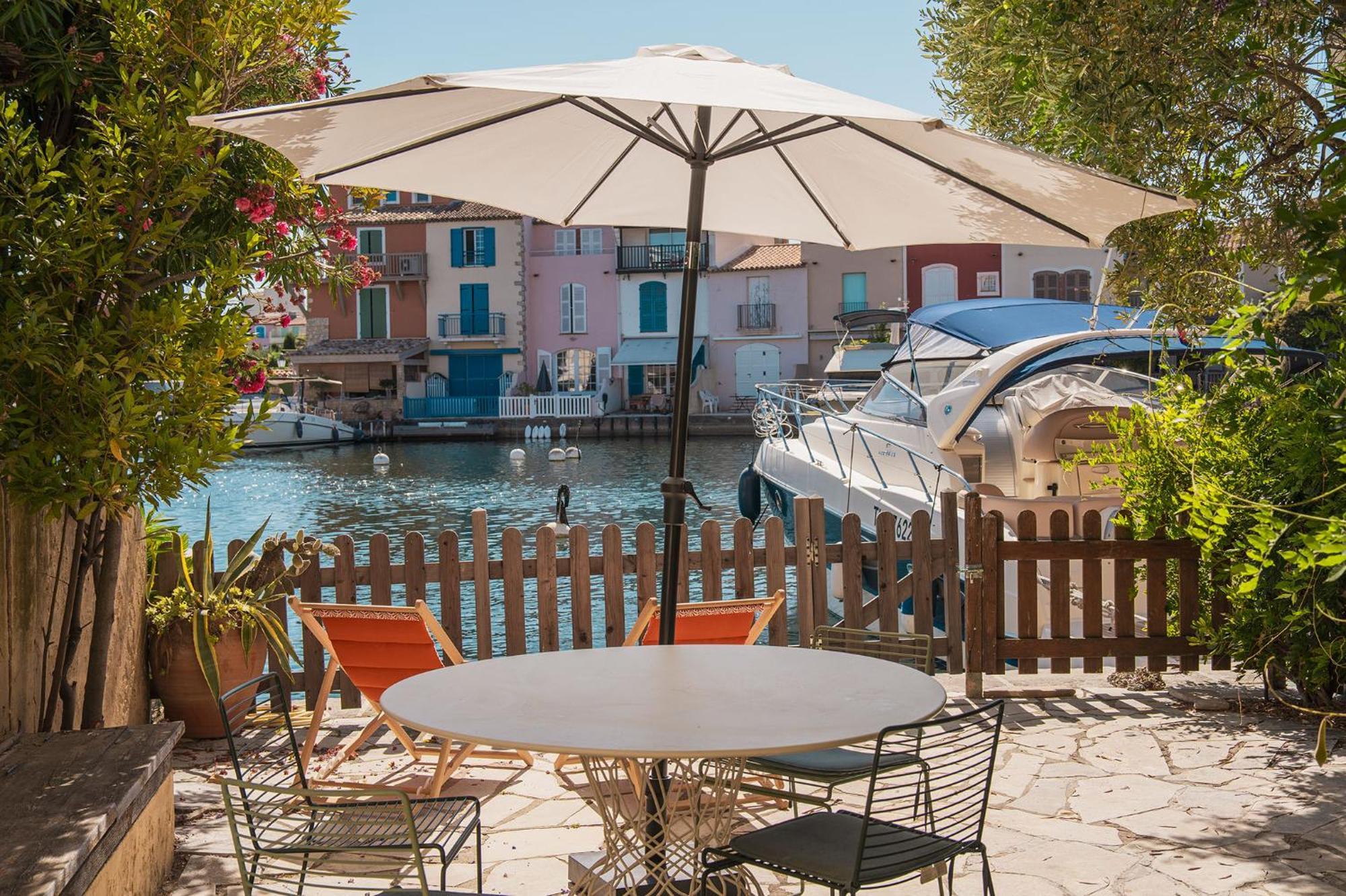 Appartement Amour Terrasse Sur L'Eau Grimaud Esterno foto