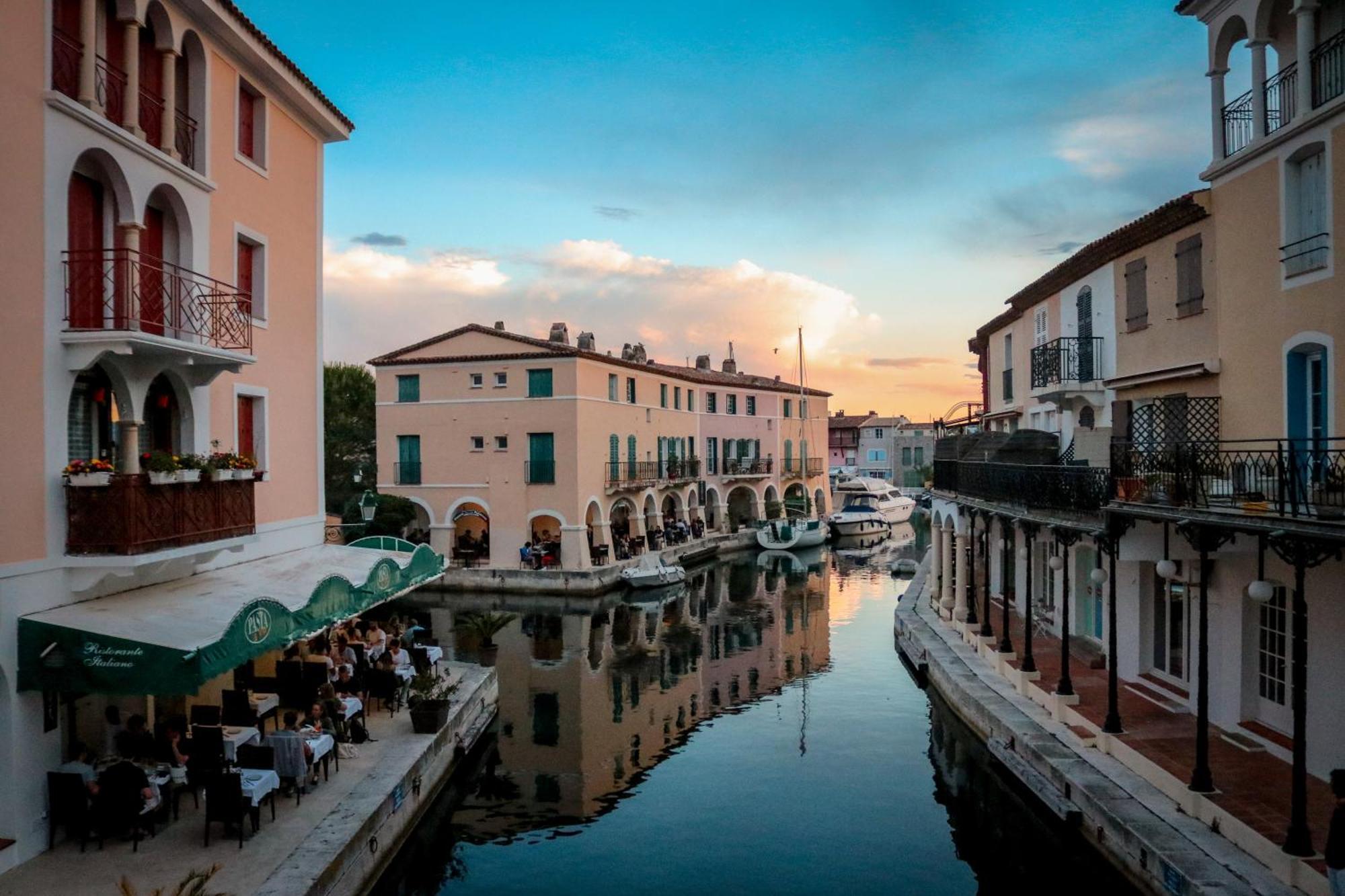 Appartement Amour Terrasse Sur L'Eau Grimaud Esterno foto