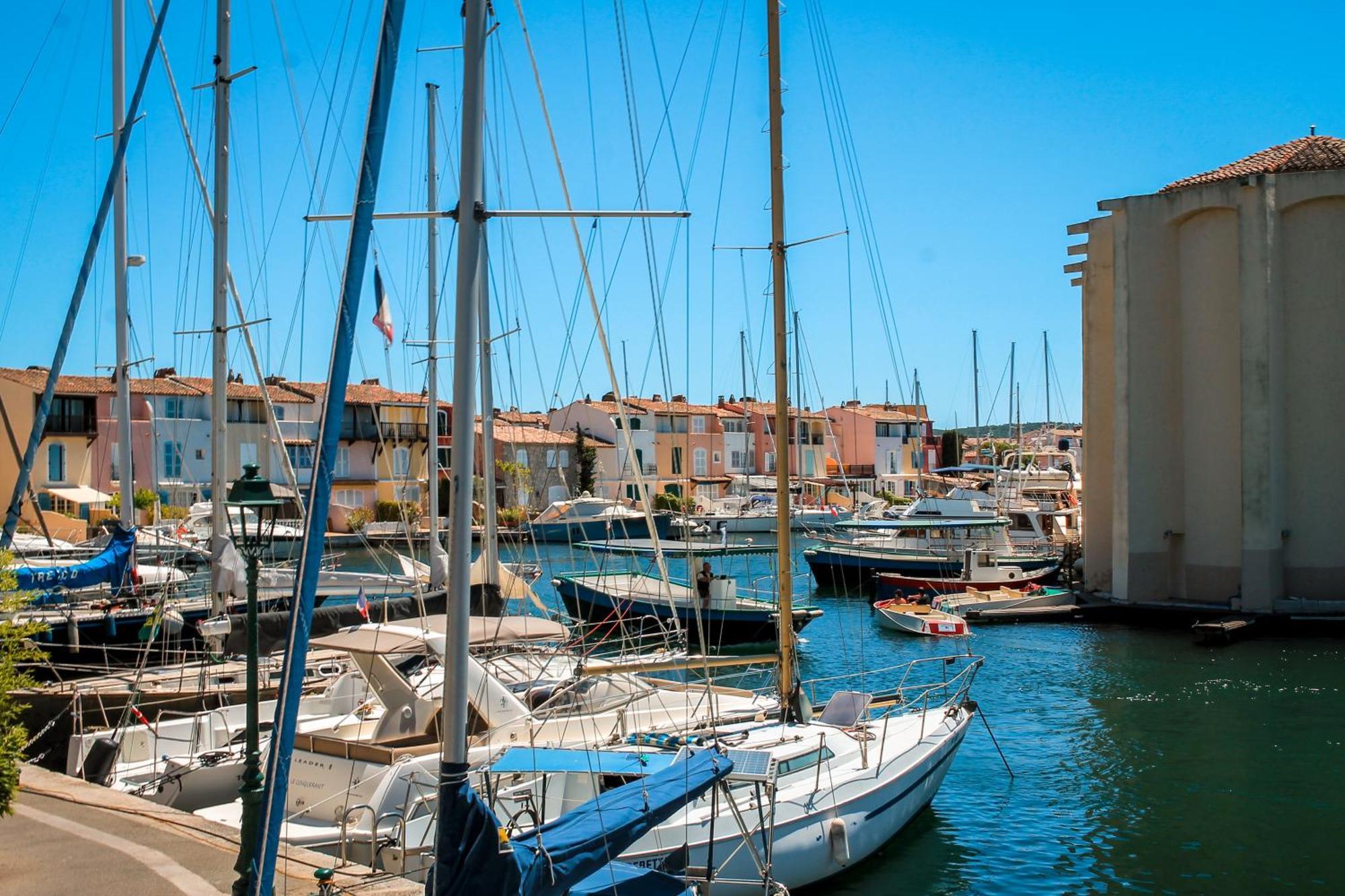Appartement Amour Terrasse Sur L'Eau Grimaud Esterno foto