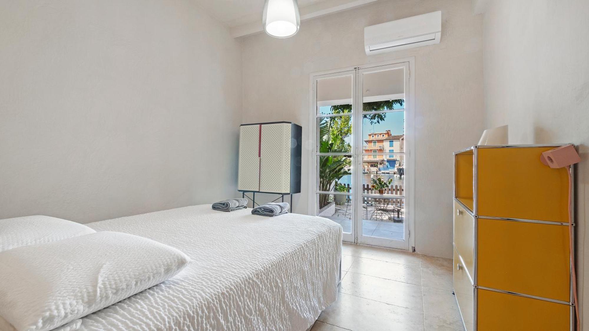 Appartement Amour Terrasse Sur L'Eau Grimaud Esterno foto