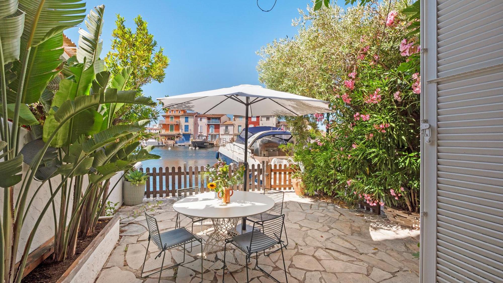 Appartement Amour Terrasse Sur L'Eau Grimaud Esterno foto